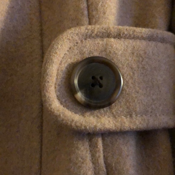 Camel Coat - Picture 4 of 4